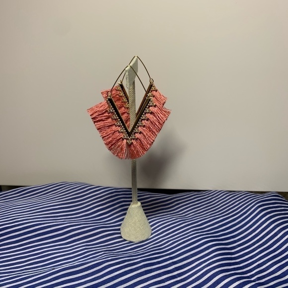 🪴 Dusty Rose Bohemian Hoop Tassel Earrings🪴 - Picture 3 of 5